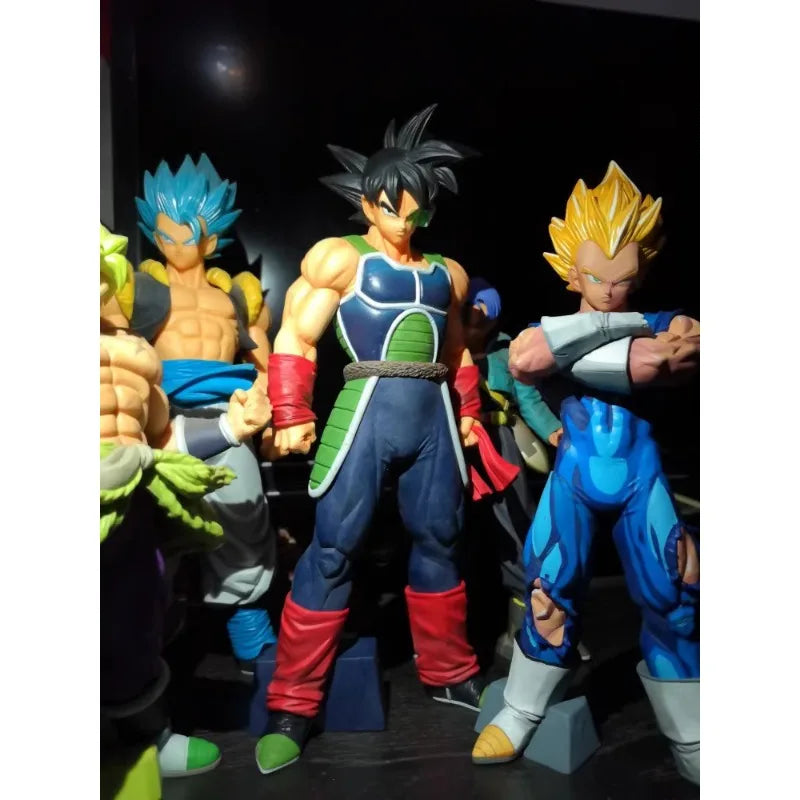 28cm GROS Dragon Ball Badak Super Saiyan Three Section Combination Set Scenery Toy Handheld Model Decoration Collection Gift